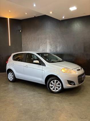 FIAT PALIO 1.4 MPI ATTRACTIVE 8V FLEX 4P MANUAL FIAT PALIO 1.4 MPI ATTRACTIVE 8V FLEX 4P MANUAL